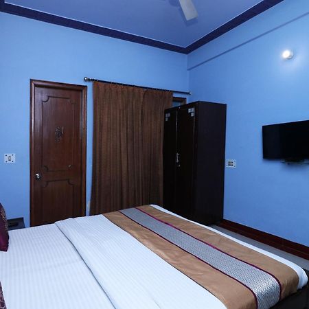 Готель Townhouse Satguru Enclave Road Gurgaon Jamb Екстер'єр фото